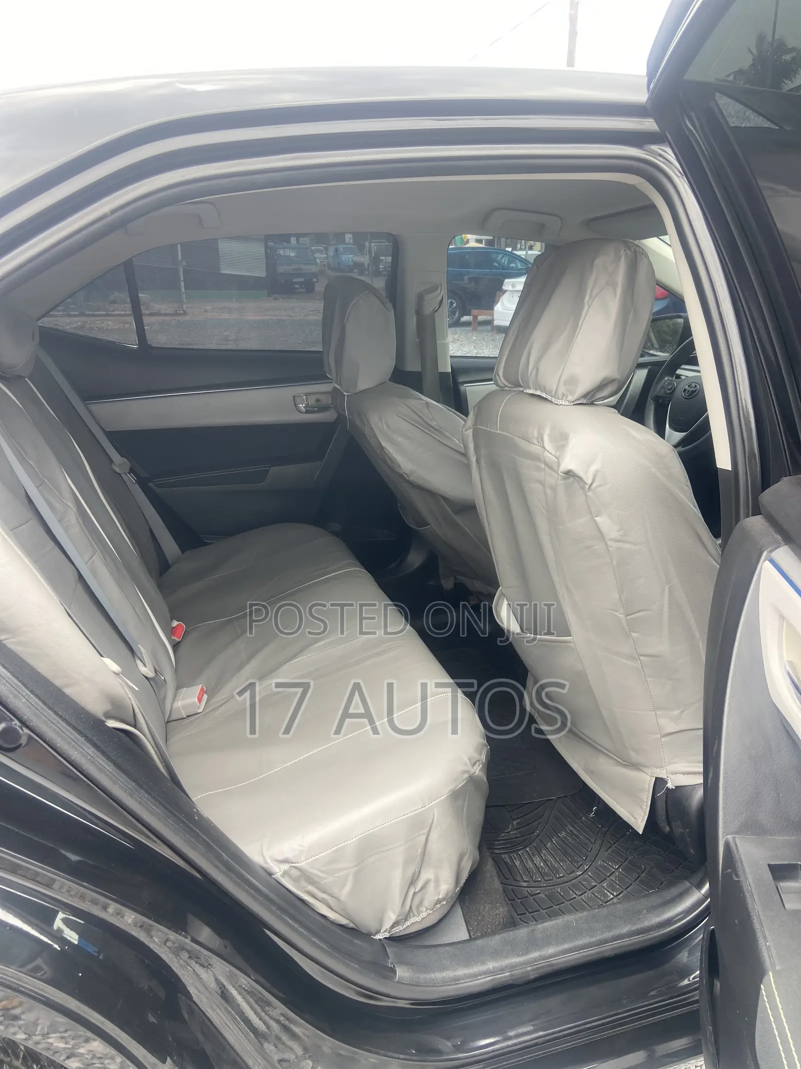 Toyota Corolla LE 4dr Sedan (1.8L 4cyl CVT) 2016 Black