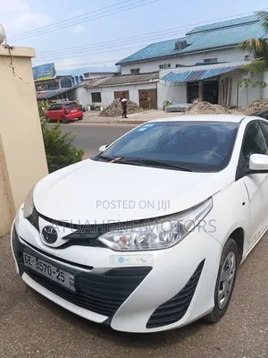 Toyota Yaris 2019 White