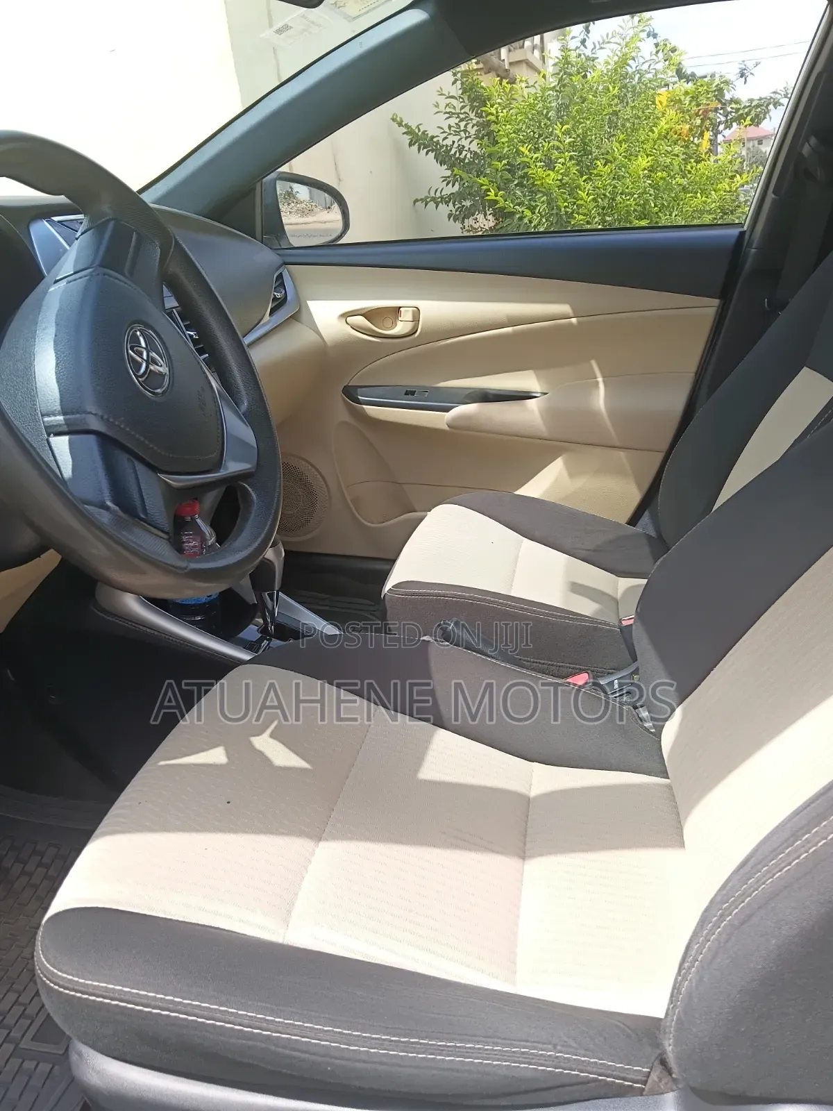 Toyota Yaris 2019 White