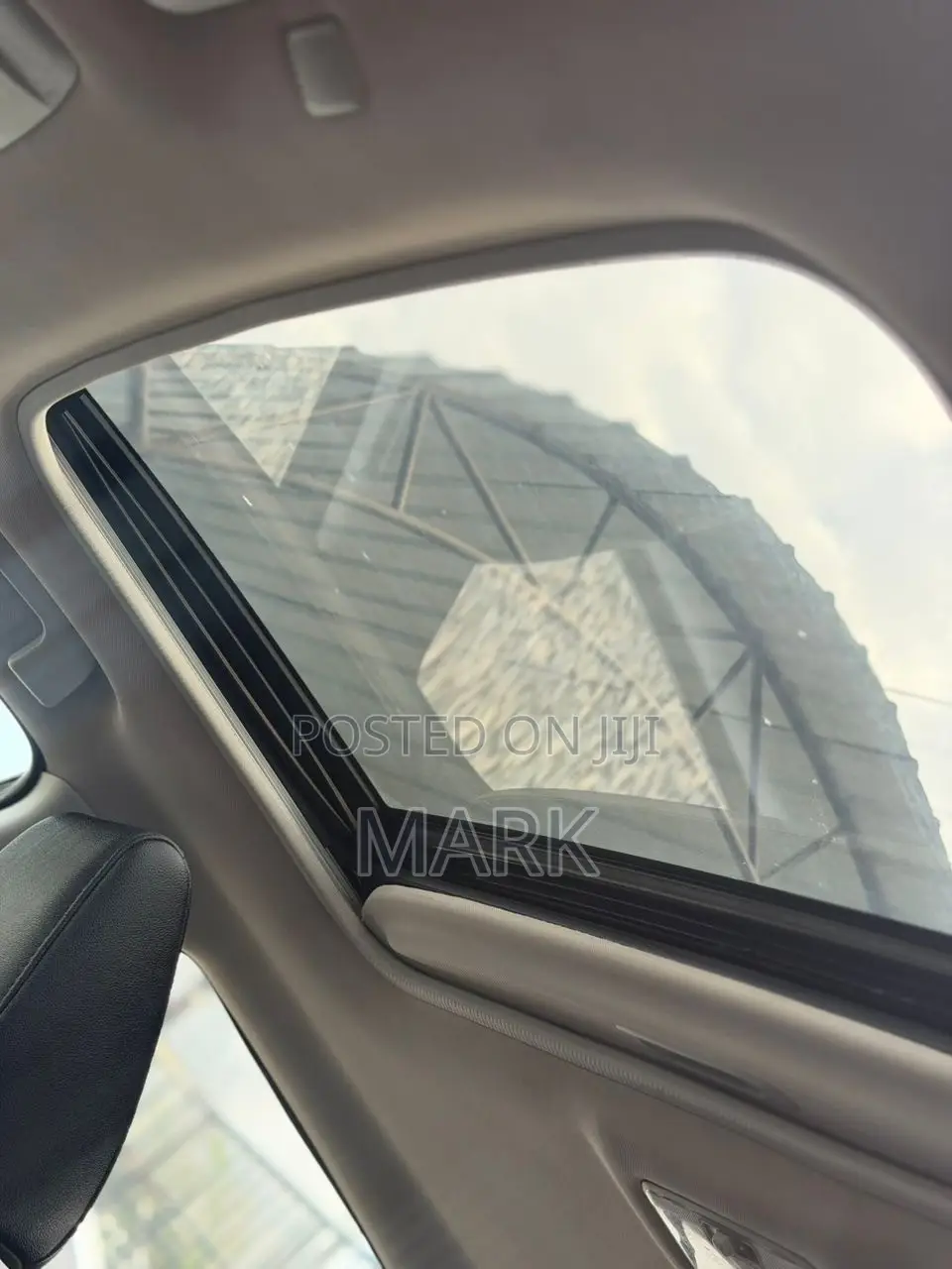 Toyota Corolla XSE (1.8L 4cyl 2A) 2019 Black