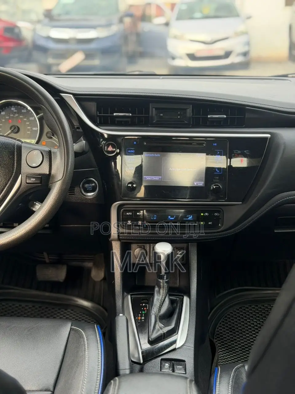 Toyota Corolla XSE (1.8L 4cyl 2A) 2019 Black