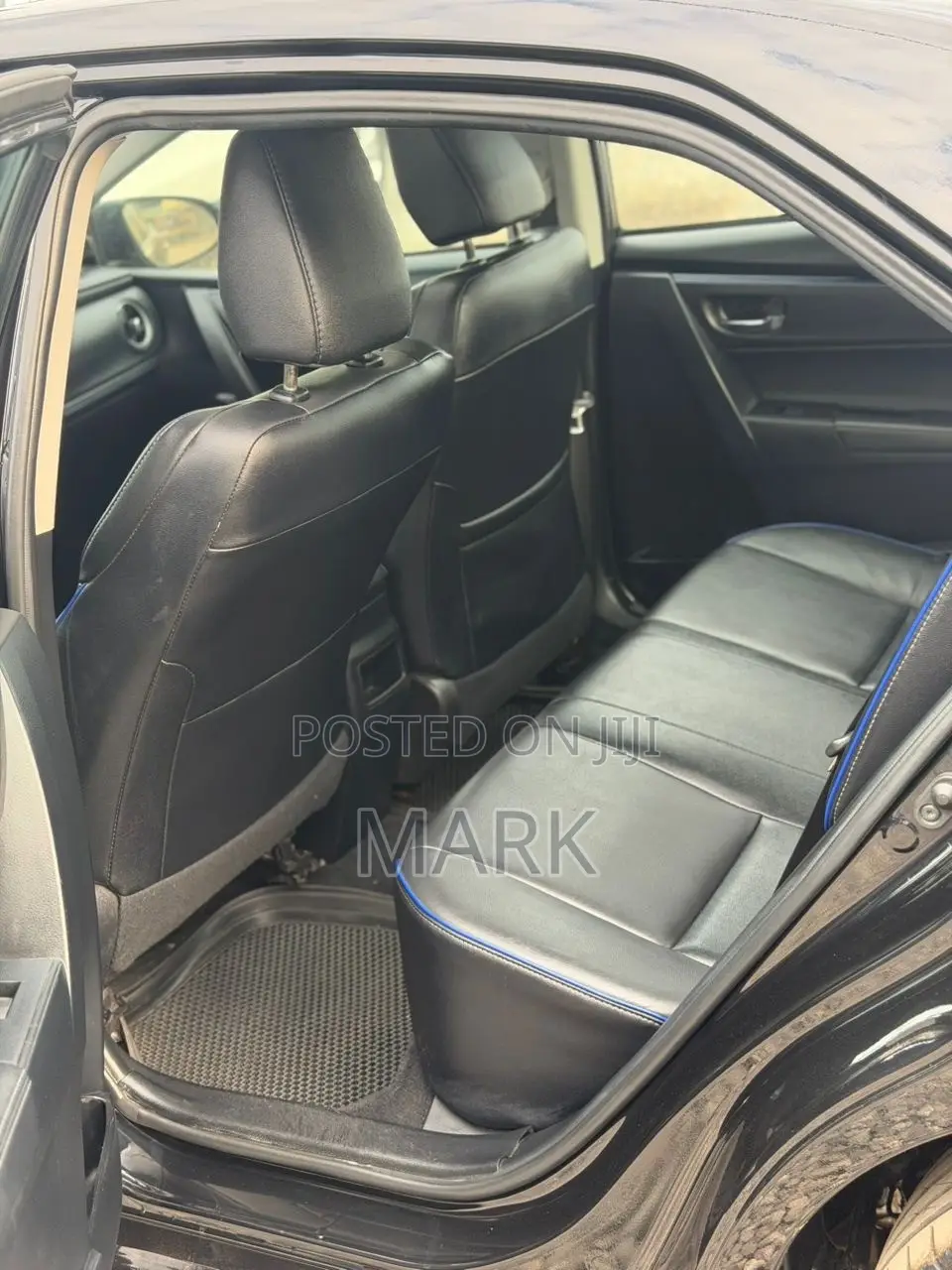 Toyota Corolla XSE (1.8L 4cyl 2A) 2019 Black