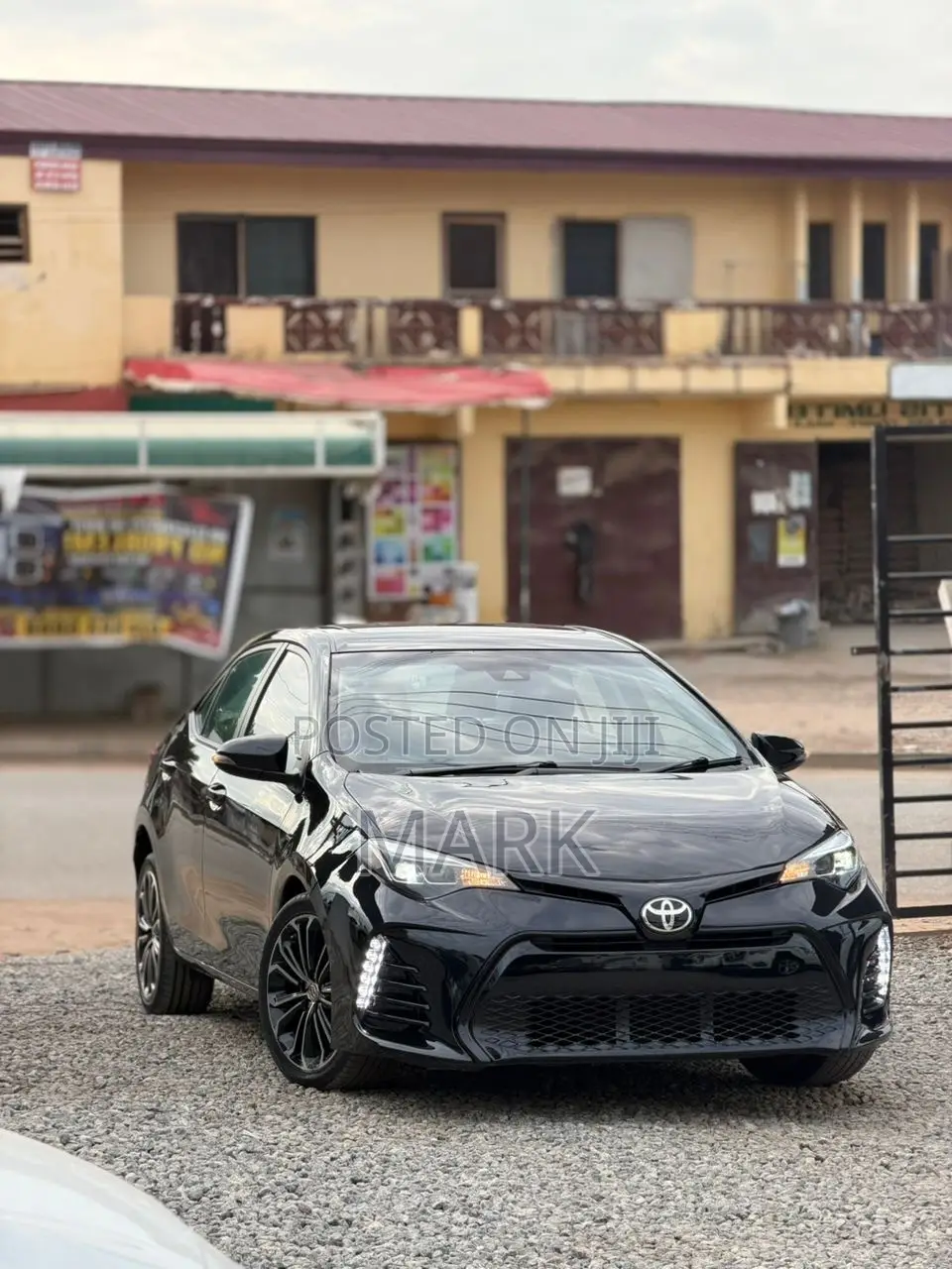 Toyota Corolla XSE (1.8L 4cyl 2A) 2019 Black