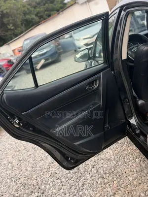 Toyota Corolla XSE (1.8L 4cyl 2A) 2019 Black