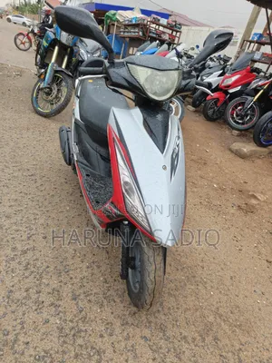 Suzuki Bike 2014 Silver
