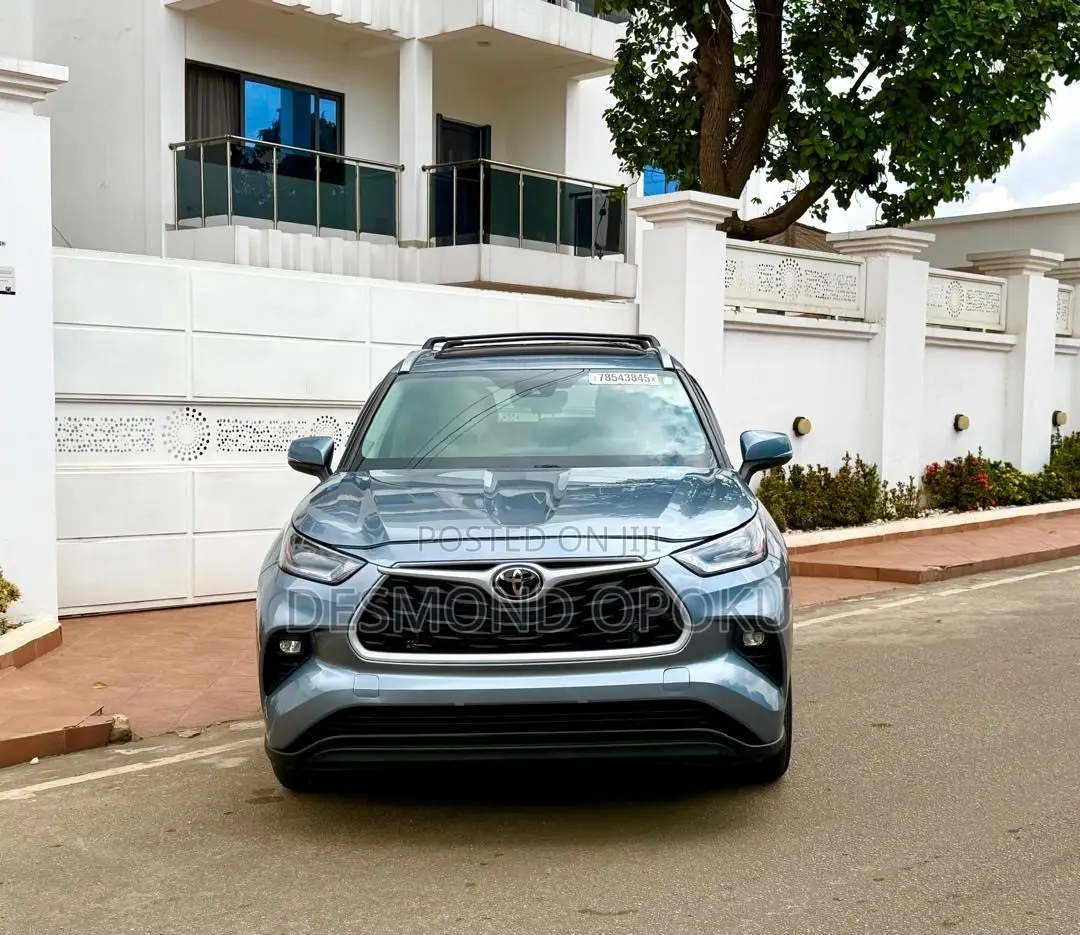 Toyota Highlander XLE FWD 2023 Blue