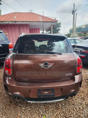 Mini Cooper 2016 Brown