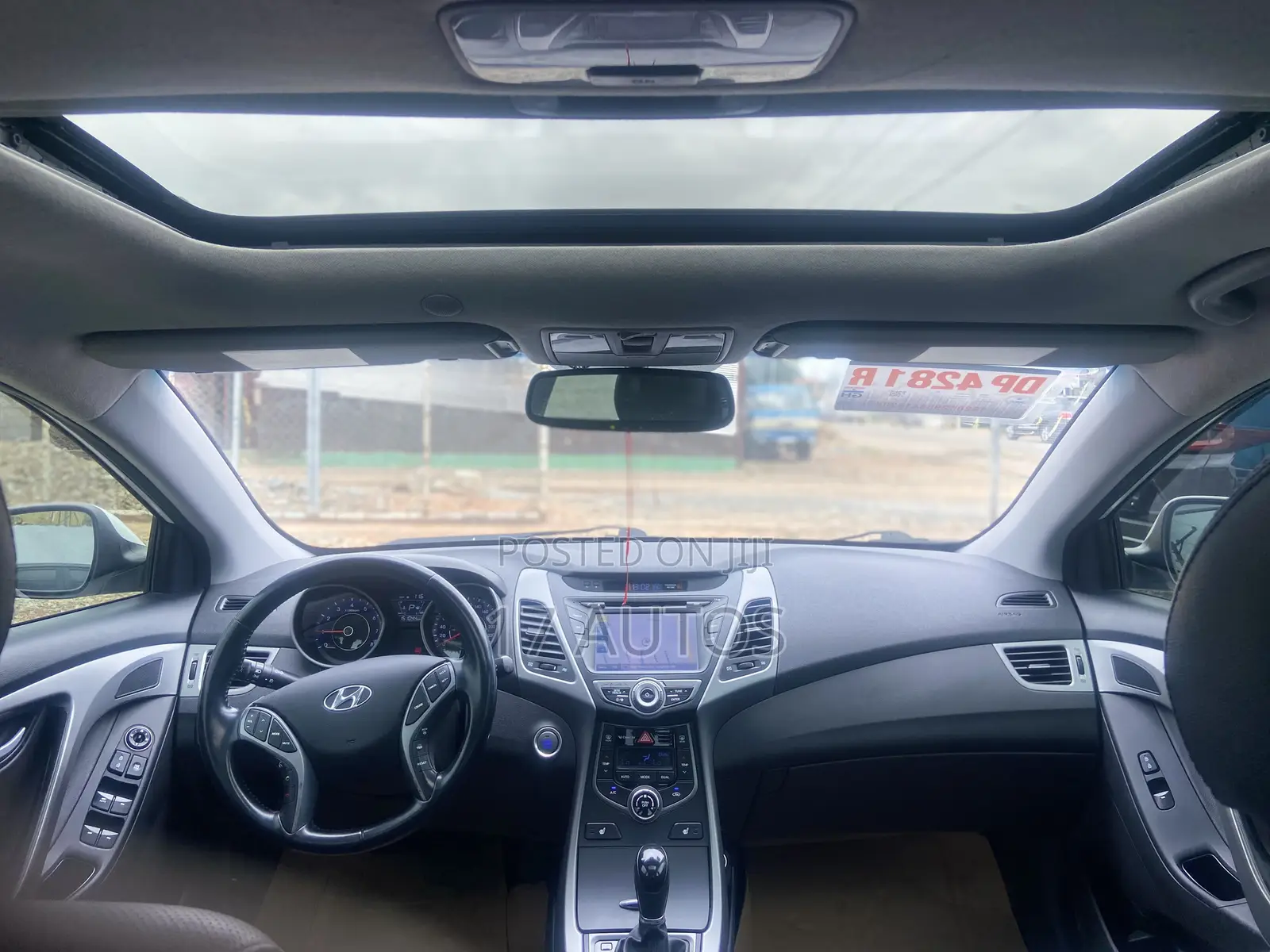 Hyundai Elantra Limited 4dr Sedan (1.8L 4cyl 6A) 2014 White