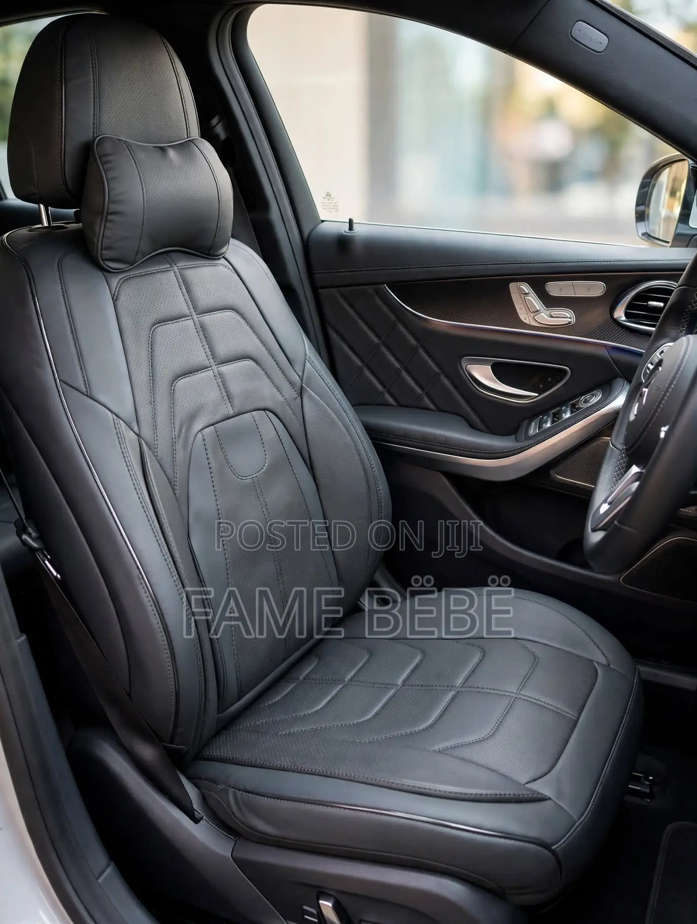 Luxury All-Black Premium Leather Seat Cover 🖤