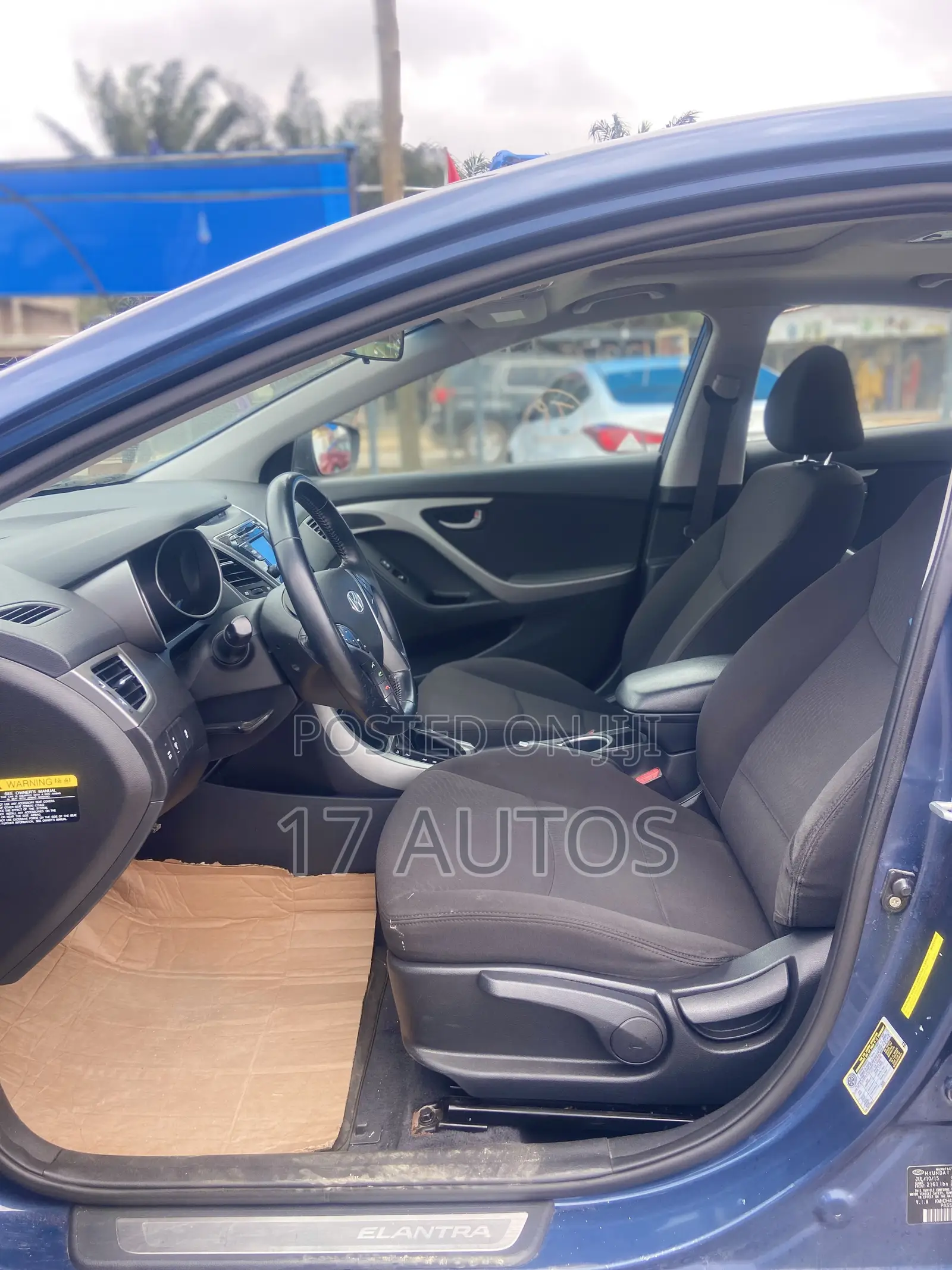 Hyundai Elantra Limited 4dr Sedan (1.8L 4cyl 6A) 2014 Blue