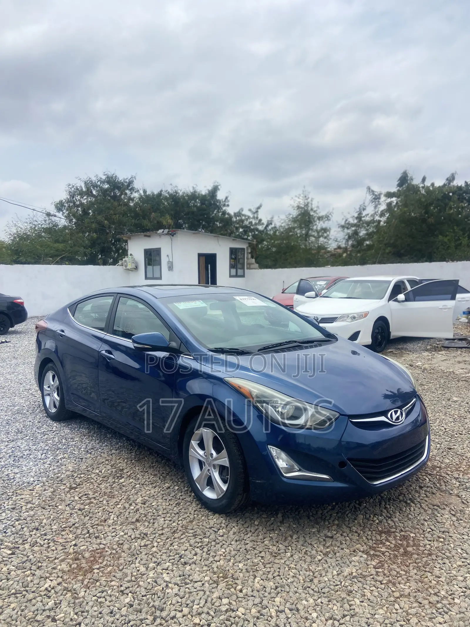 Hyundai Elantra Limited 4dr Sedan (1.8L 4cyl 6A) 2014 Blue
