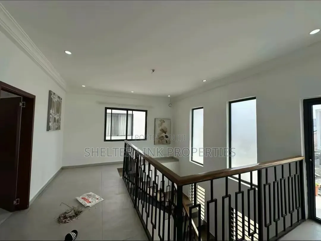 3bdrm Townhouse / Terrace in Haatso Bohye, Antis for rent