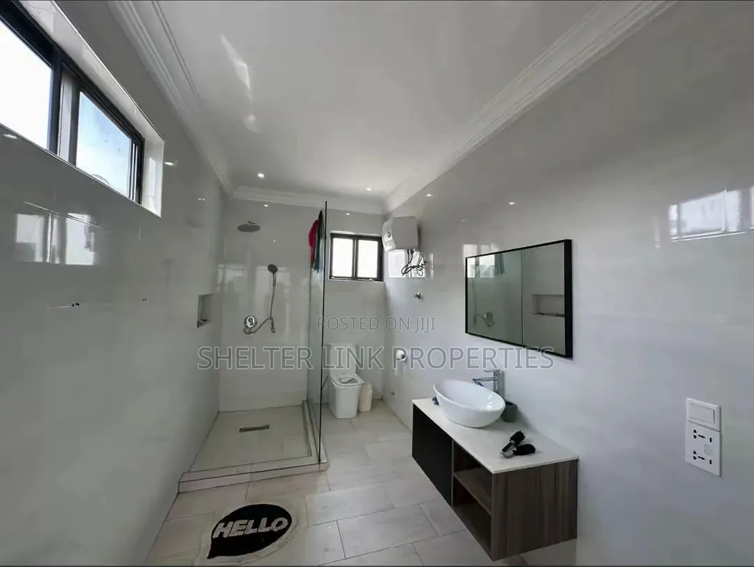 3bdrm Townhouse / Terrace in Haatso Bohye, Antis for rent