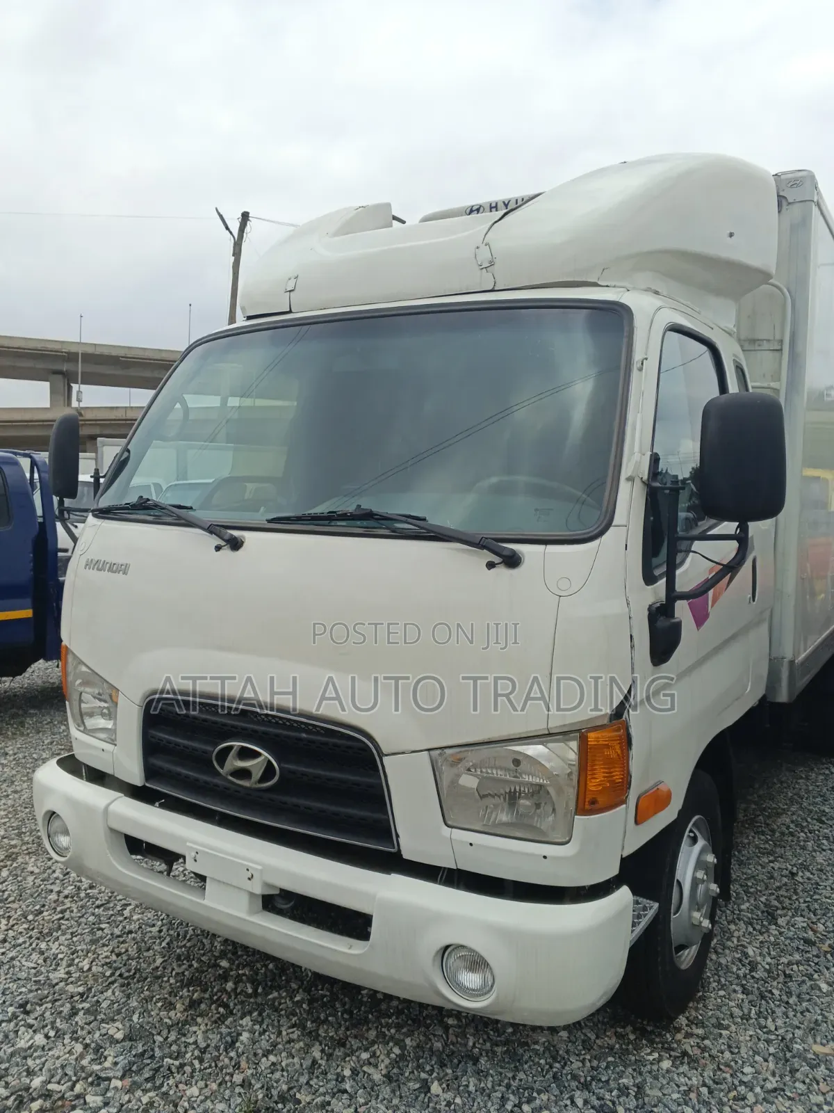 Refrigerator Truck