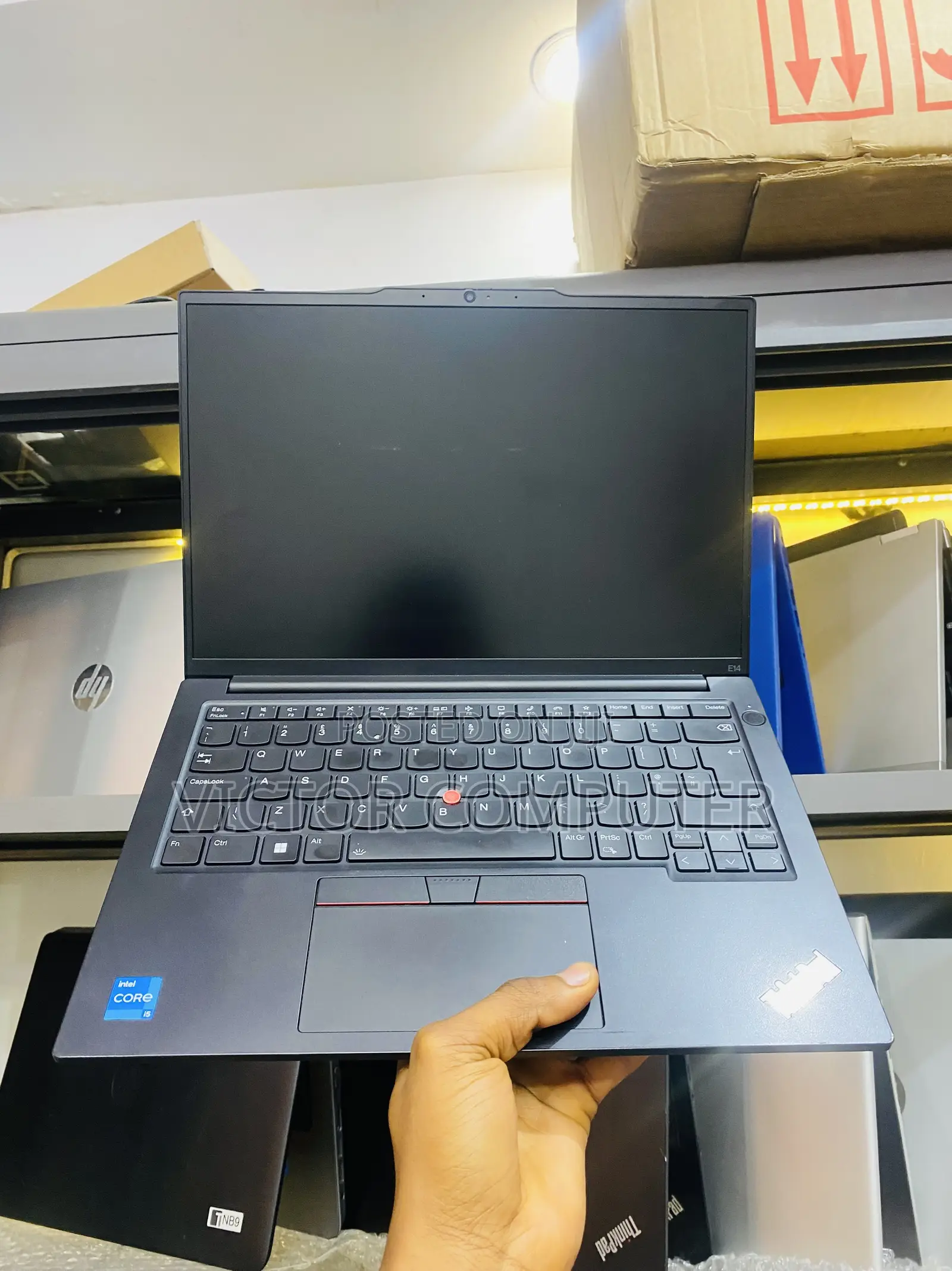 Laptop Lenovo ThinkPad E14 Gen 5 8GB Intel Core i5 SSD 512GB