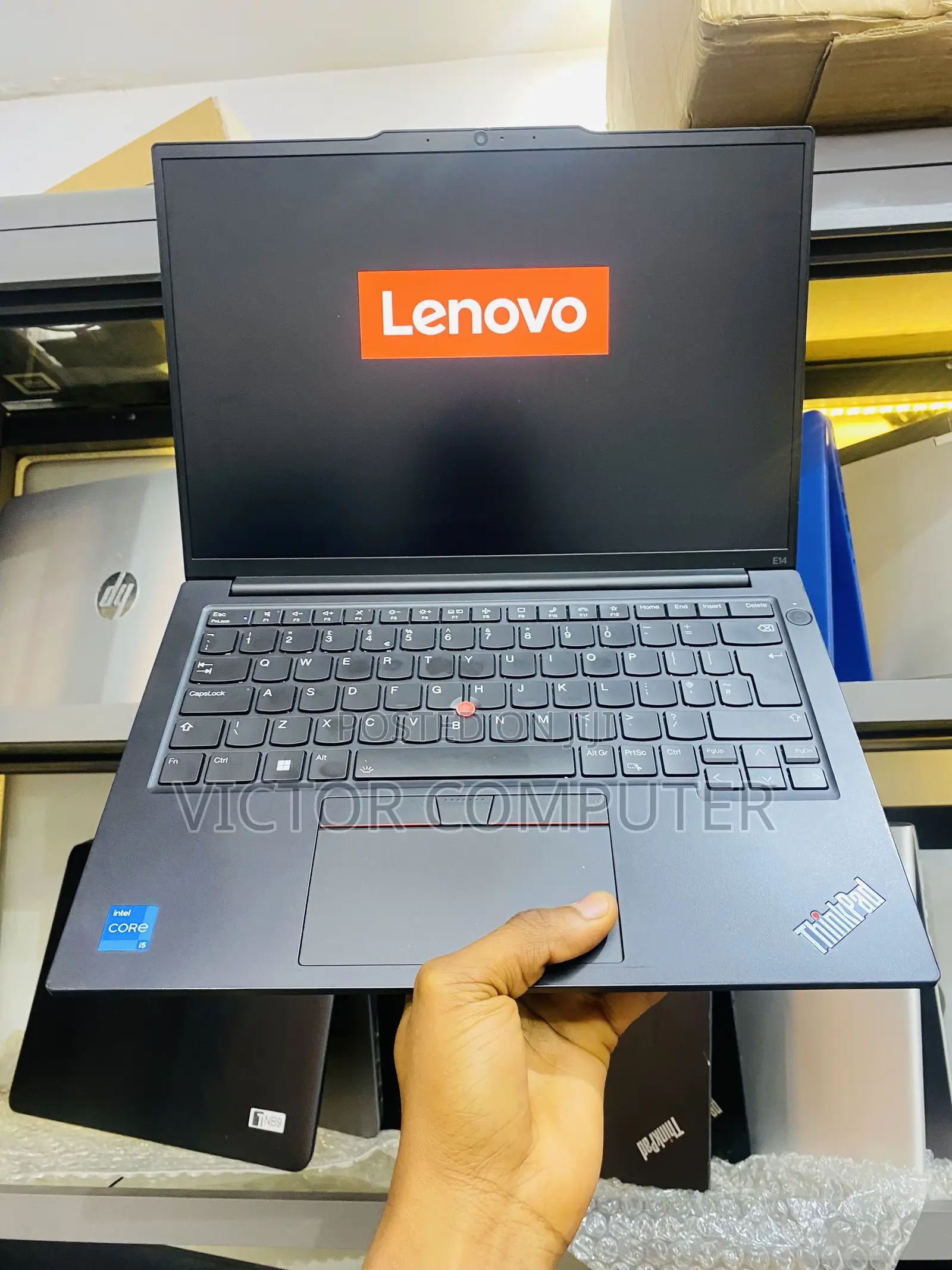 Laptop Lenovo ThinkPad E14 Gen 5 8GB Intel Core i5 SSD 512GB