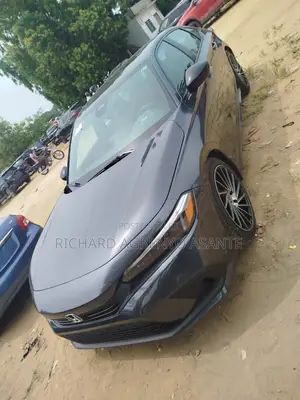 Honda Civic 2019 Gray