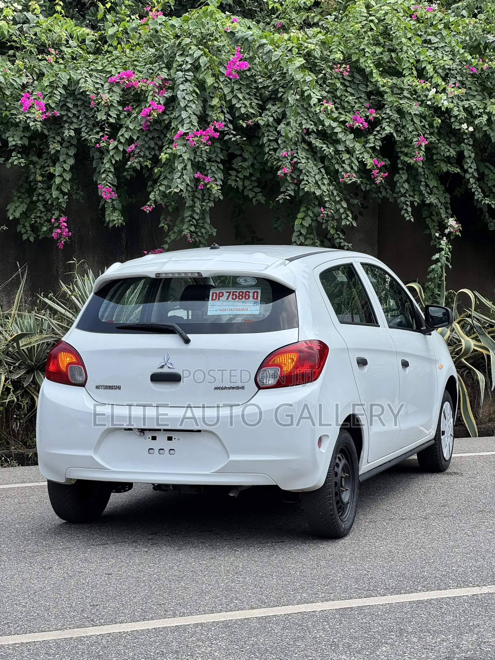 Mitsubishi Mirage DE 4dr Hatchback (1.2L 3cyl CVT) 2015 White