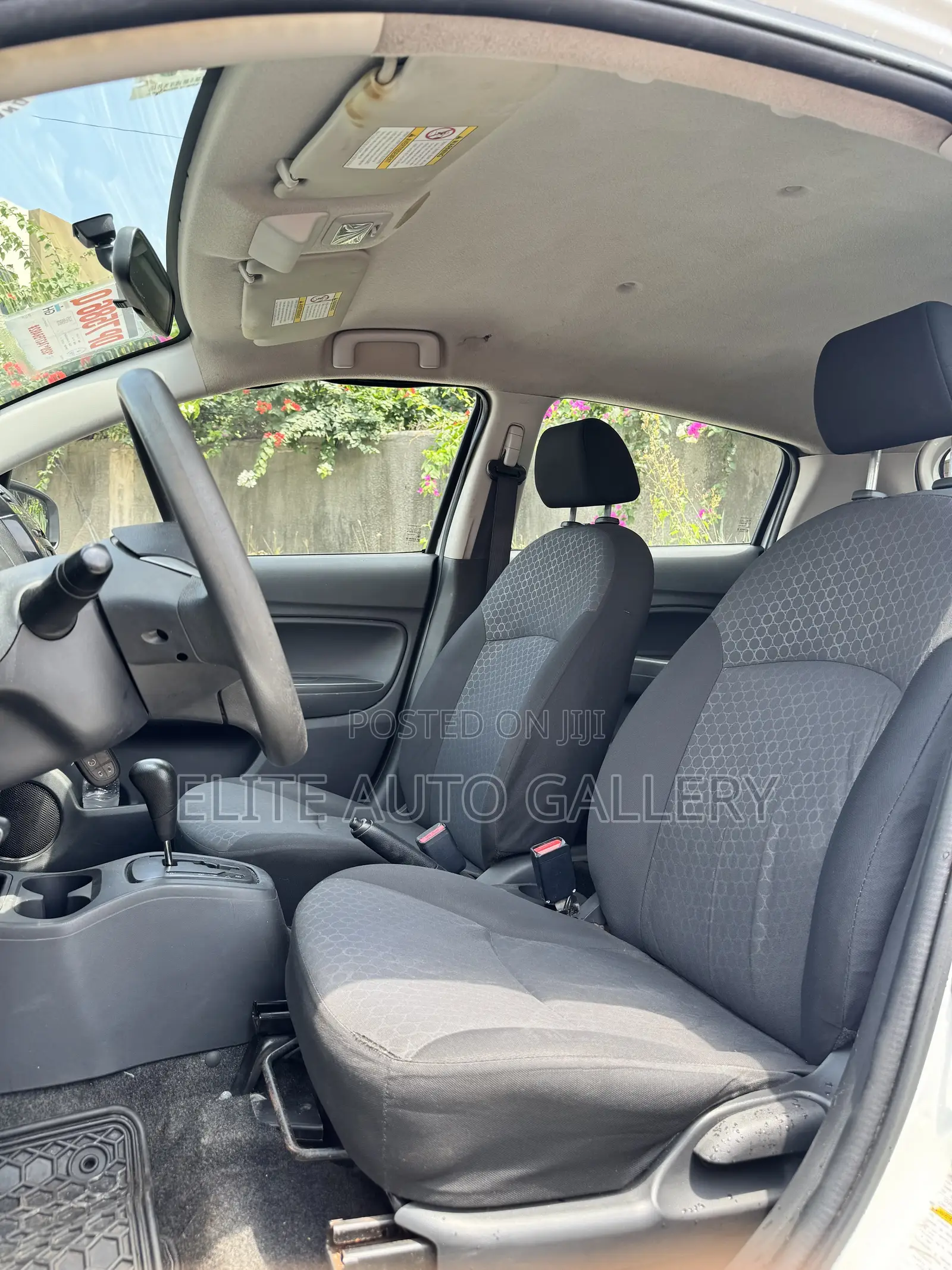 Mitsubishi Mirage DE 4dr Hatchback (1.2L 3cyl CVT) 2015 White