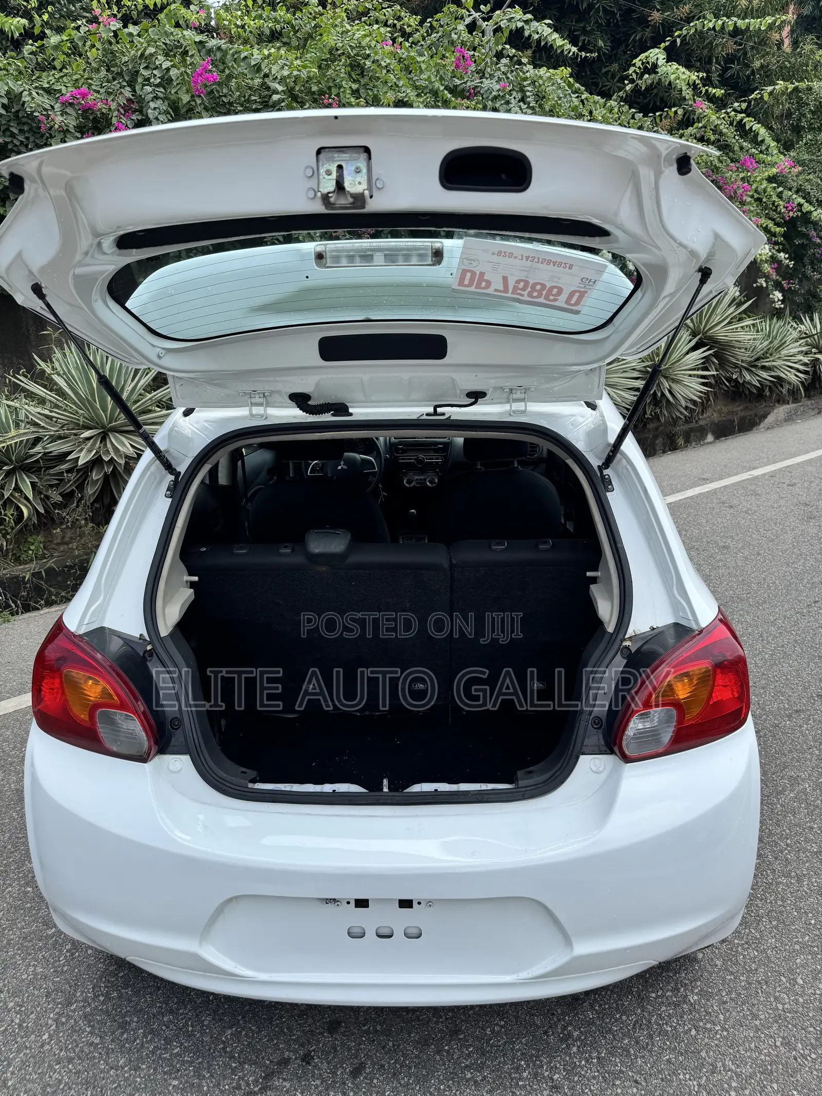 Mitsubishi Mirage DE 4dr Hatchback (1.2L 3cyl CVT) 2015 White