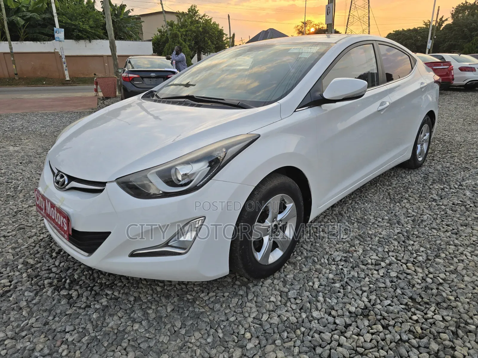 Hyundai Avante 2013 White