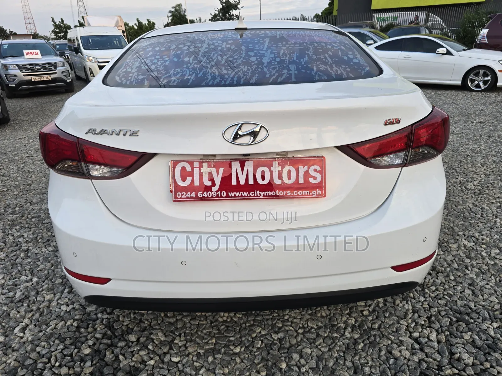 Hyundai Avante 2013 White