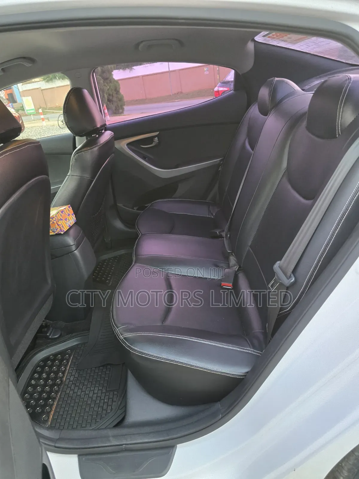 Hyundai Avante 2013 White