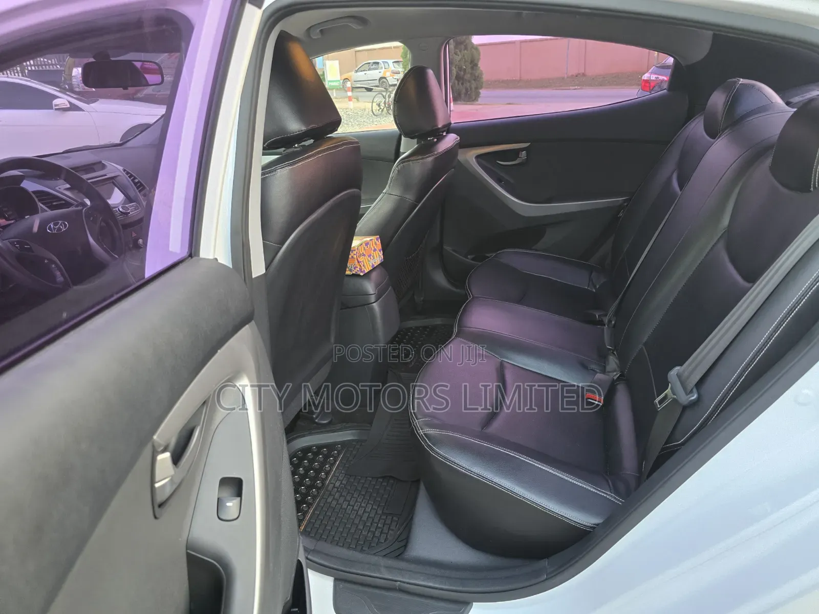 Hyundai Avante 2013 White