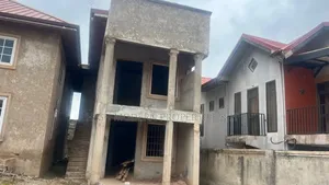 3bdrm House in Kwabenya Abuom for sale
