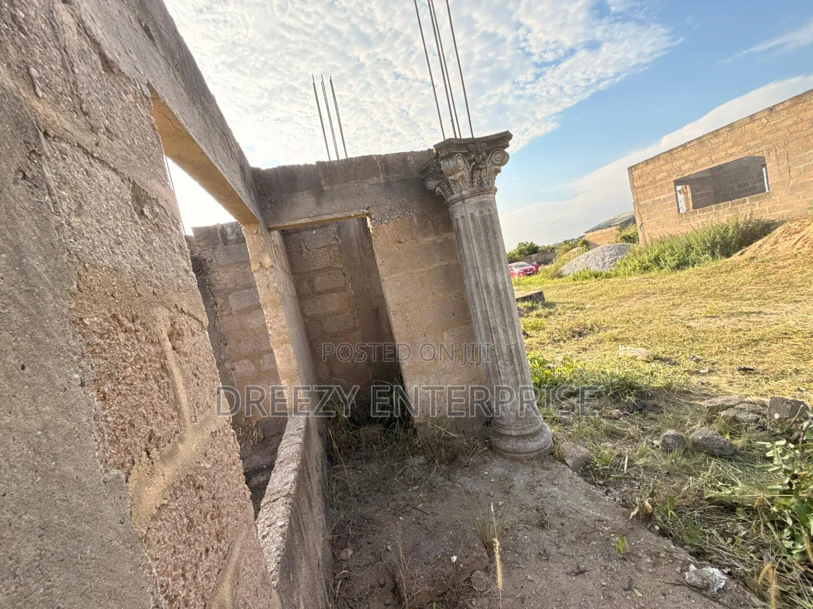 6bdrm Apartment in Dreezy Enterprise, Gomoa East for Sale