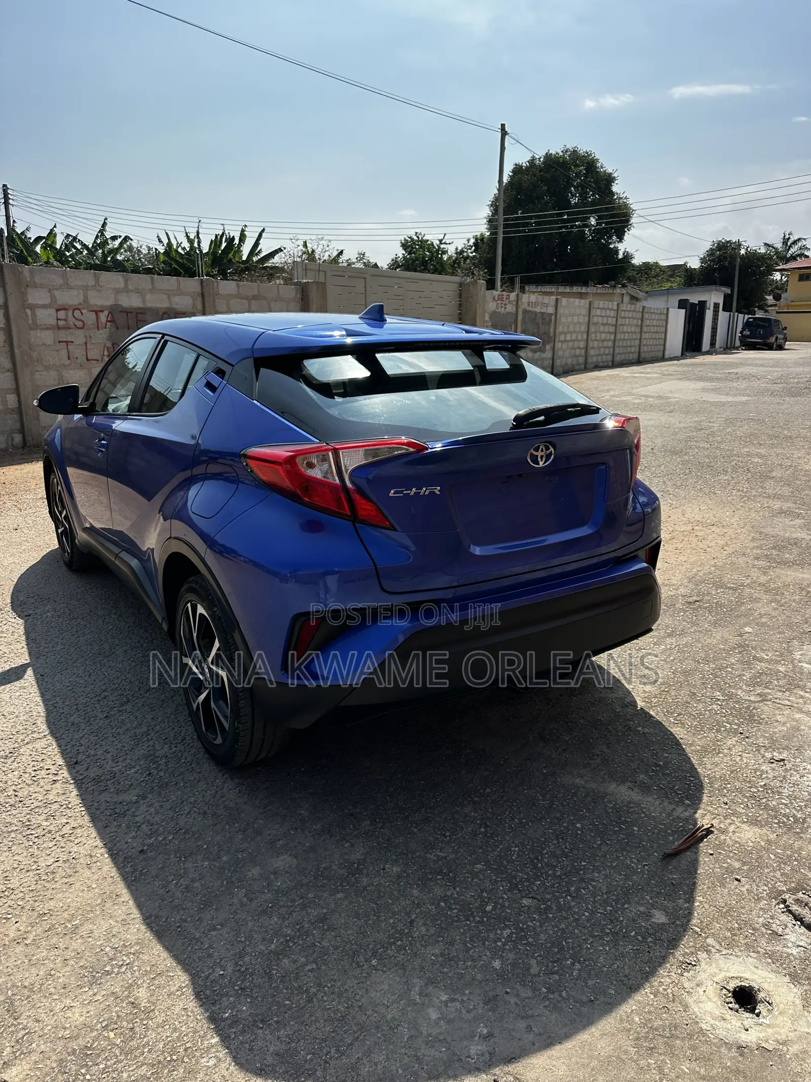 Toyota C-HR 2017 Blue