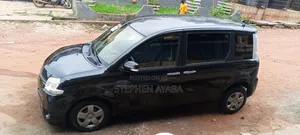 Toyota Sienta 2015 Black