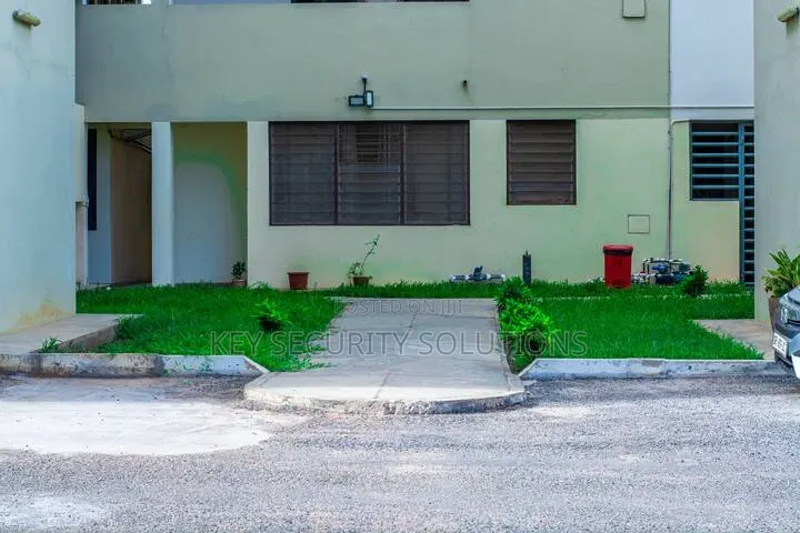 Furnished 2bdrm Apartment in Ghacem Complex, Sakumono for rent