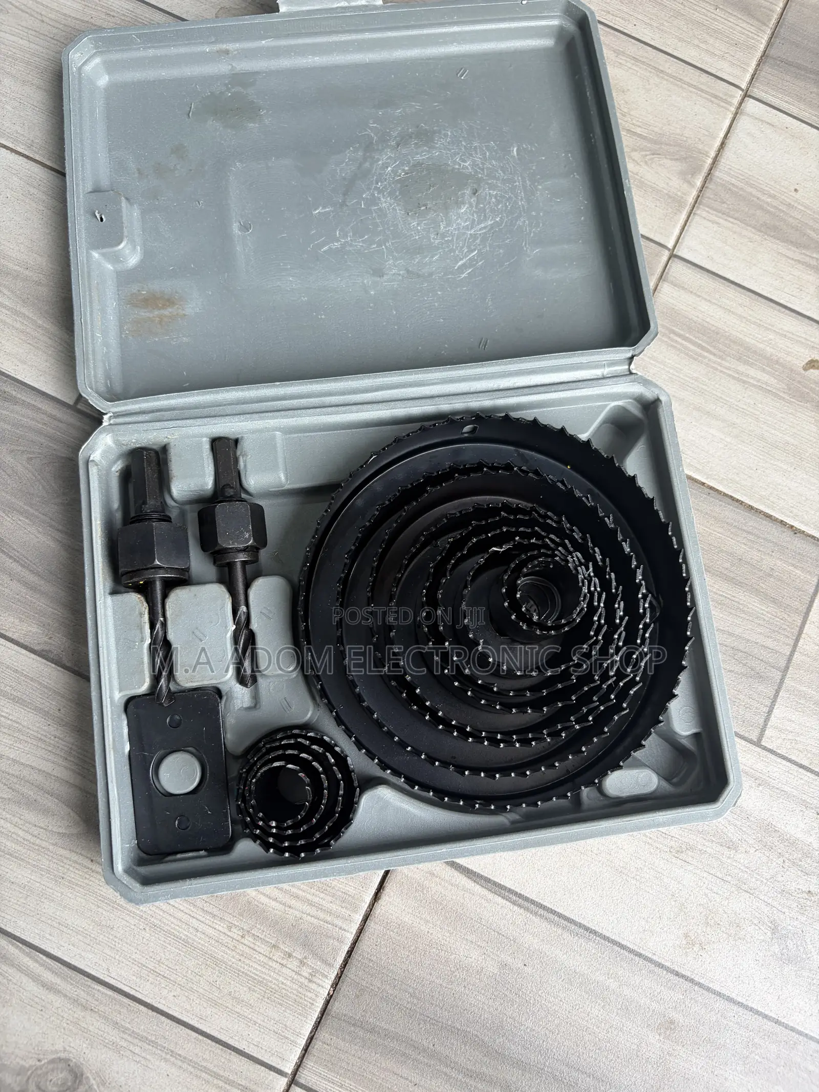 Ceiling Cutter for Wood or Pop