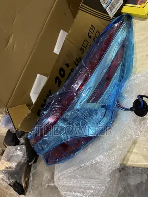 2018 Toyota Camry Tail Light