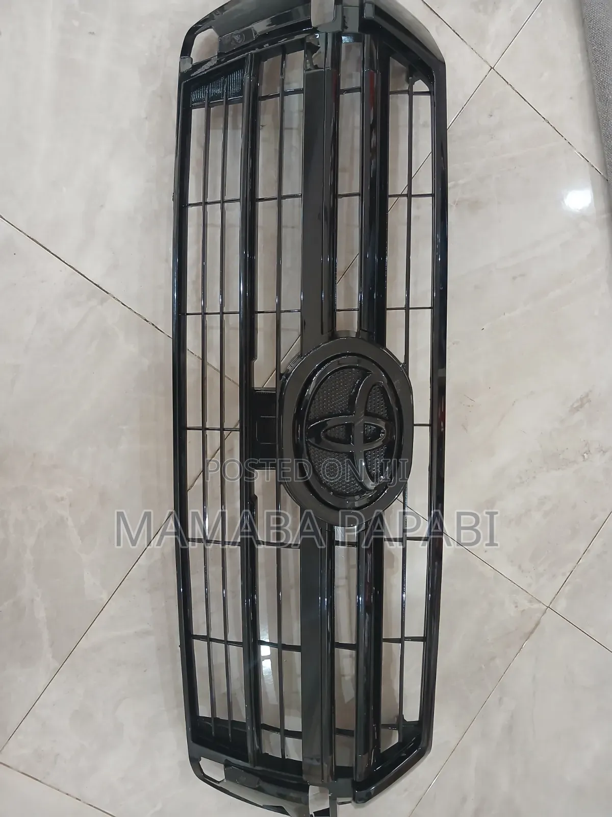 Toyota Landcruiser 2016-2020 Grill Black