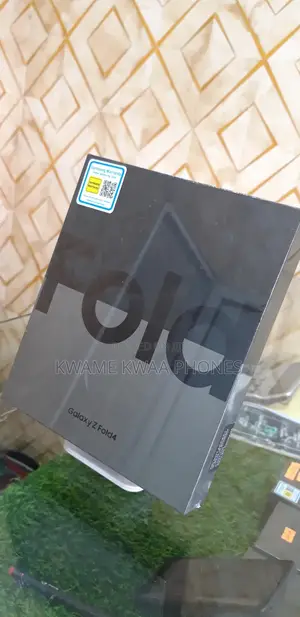New Samsung Galaxy Z Fold4 256 GB Bronze