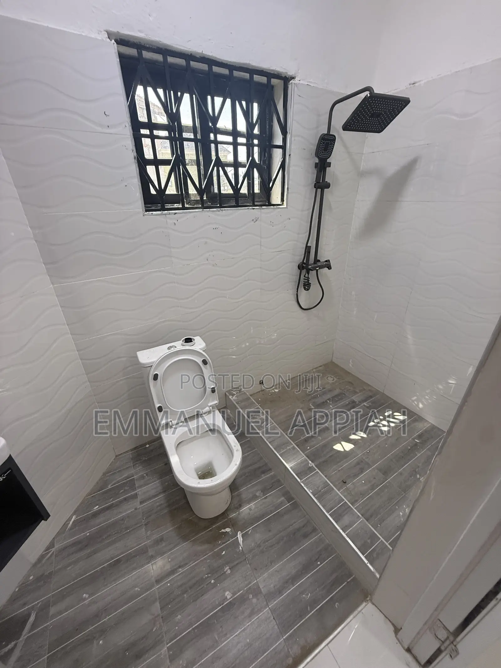 2bdrm House in Awoshei Onyinase, Awoshie for sale