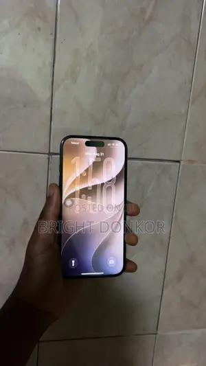 Apple iPhone 16 128 GB Black
