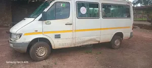 Mercedes-Benz Sprinter 2002 White