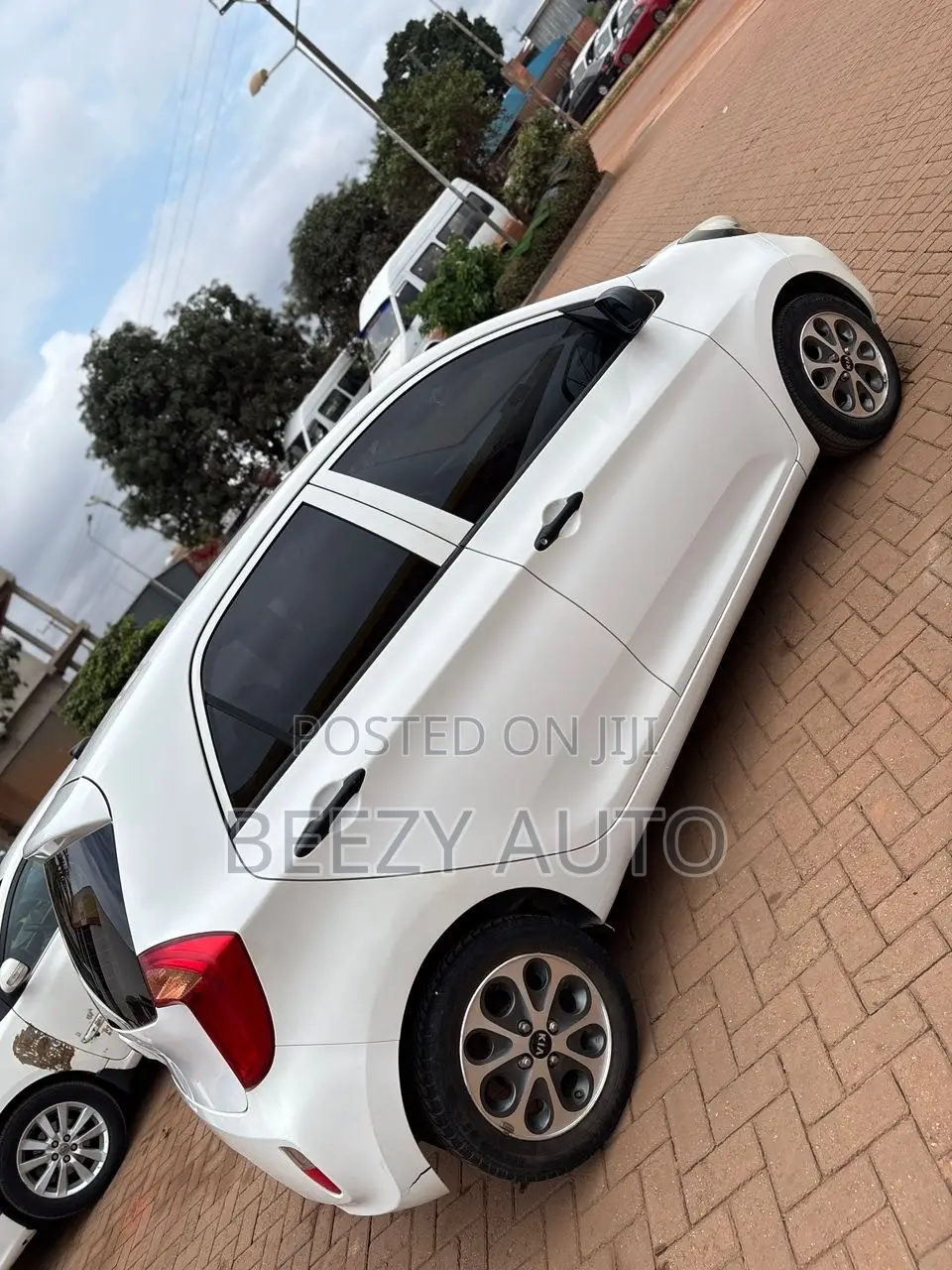 Kia Morning 2015 White