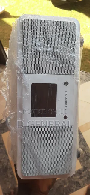 Amadeus Stretto DAB+ Internet Radio