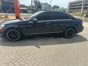 Mercedes-Benz C250 2014 Black
