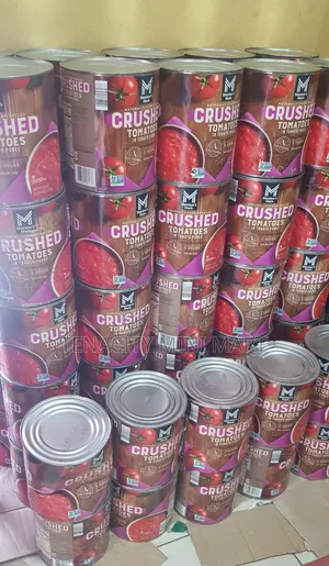 Members Mark Crushed Tomatoes in Tomato Puree