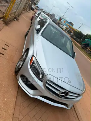 Mercedes-Benz C300 Sport 4Matic Sedan AWD (2.0L 4cyll 7A) 2016 Silver