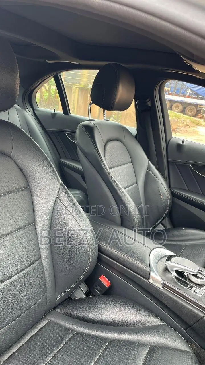 Mercedes-Benz C300 Sport 4Matic Sedan AWD (2.0L 4cyll 7A) 2016 Silver