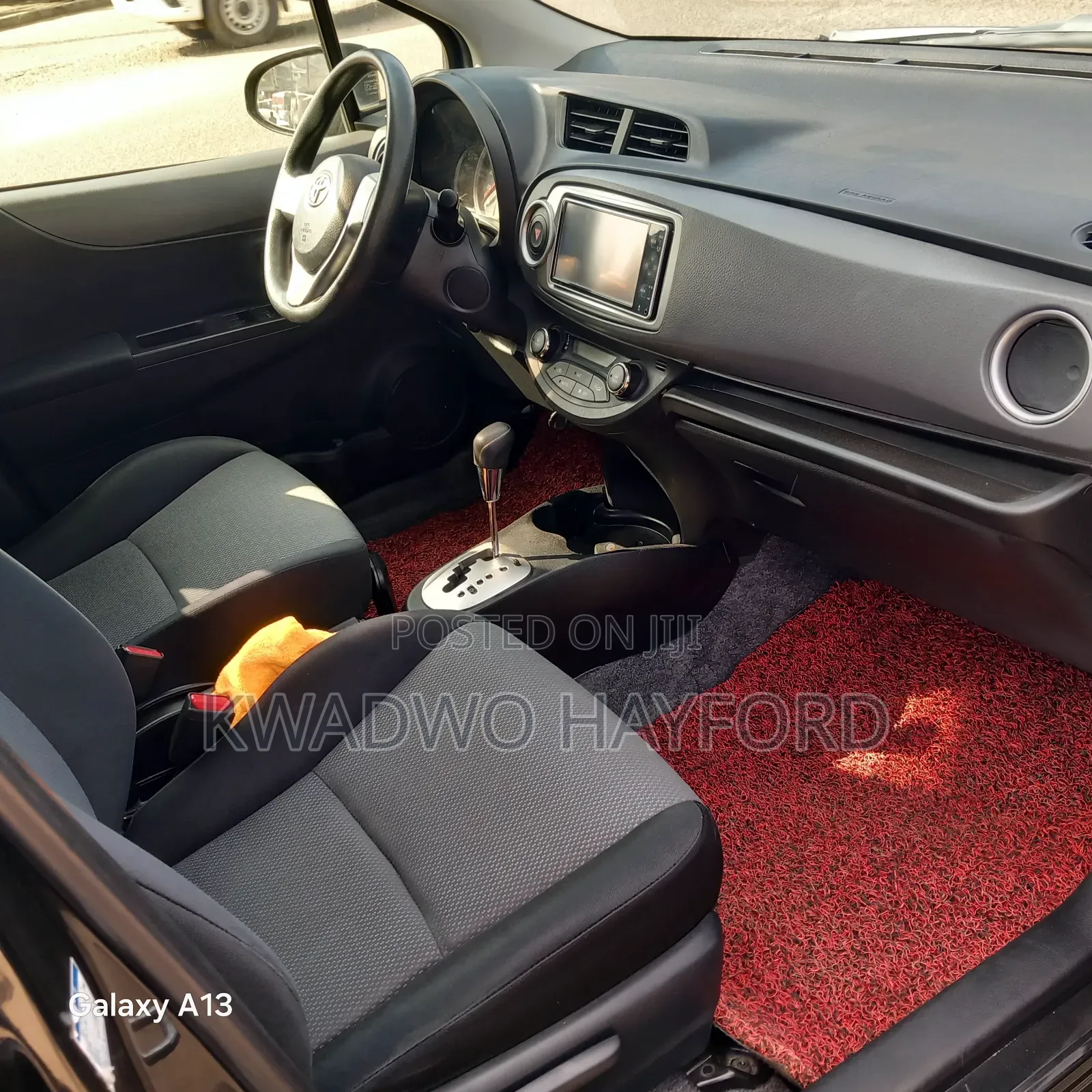 Toyota Vitz 2014 Black