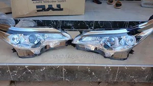 Toyota Fortuner 2016 -2018 Headlight