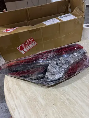 2021to 2023 Toyota Camry Tail Light Driver Side