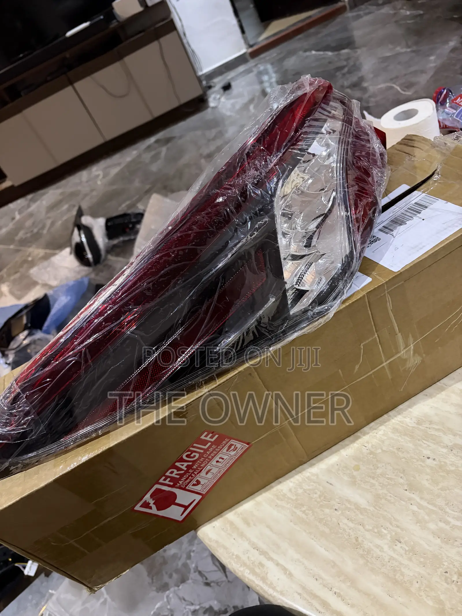2021to 2023 Toyota Camry Tail Light Driver Side